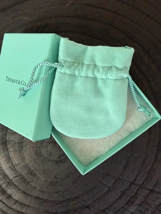 Tiffany & Co. Open Heart Necklace - Picture 5 of 8